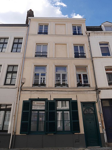 facade avant