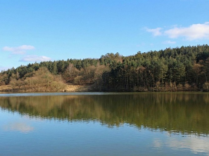 Lac de l'Aubin a Doazon (1)