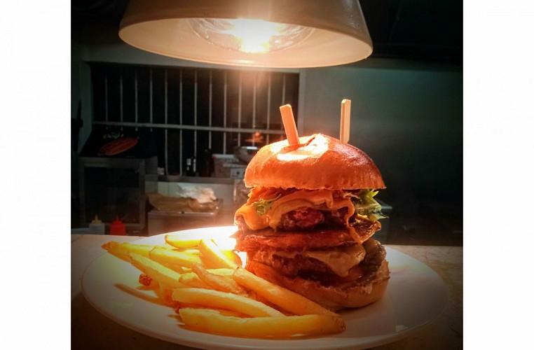 le_gaulois_burger_eymet_001