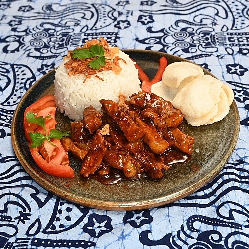 TS2024- WarungIndo07