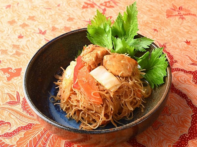 TS2024- WarungIndo01