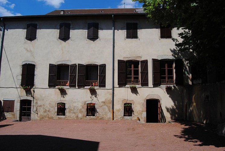 Gîte Le Bourg d'Arfeuilles II (4 pers. 2 chambres 57m²)