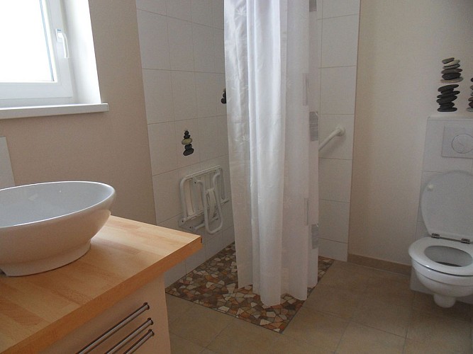 Salle de bain du gîte Stona à Ernolsheim-Bruche