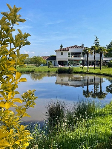 2024_ts_haou_Vue fond de jardin (3)