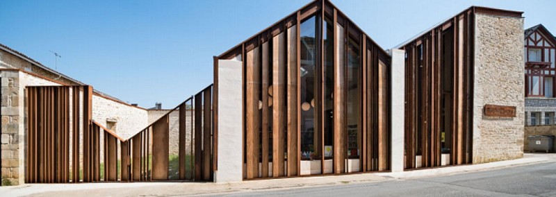 Extérieur médiathèque la Fabrik Sauzé-Vaussais