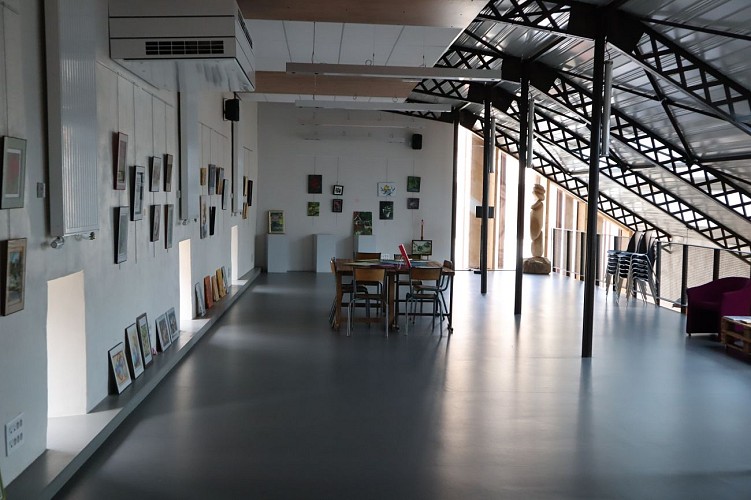 Médiathèque La Fabrik Sauzé-Vaussais