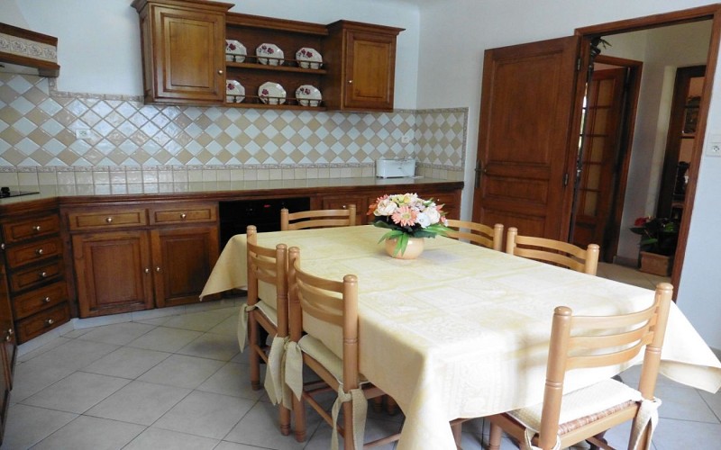 Maison-Iturri-Ondoa-Miranda-cuisine-02