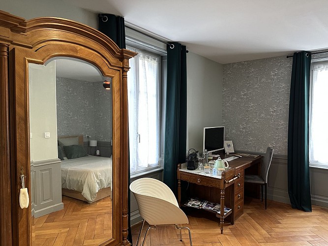 Chambre spacieuse