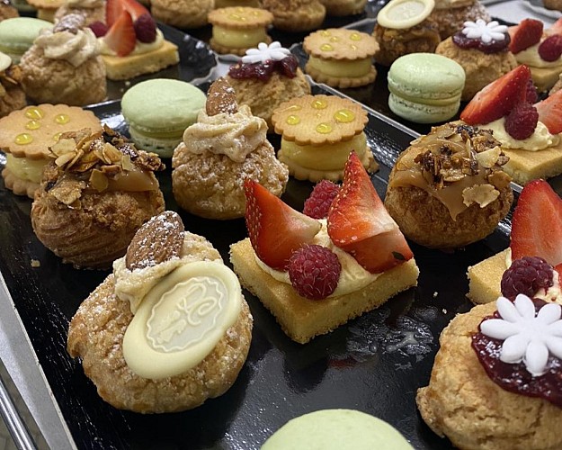 Boulangerie-Pâtisserie, Douce et craquante