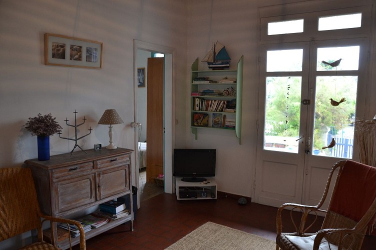 FLOTS BLEUS SALLE SEJOUR COTE LOGGIA