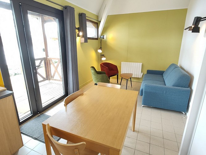 PIECE A VIVRE SALON CHALET PMR