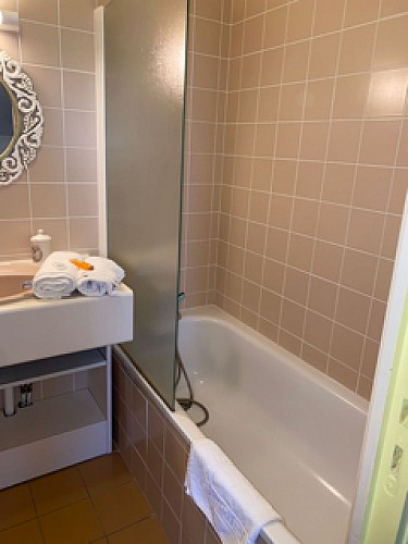SDB avec baignoire