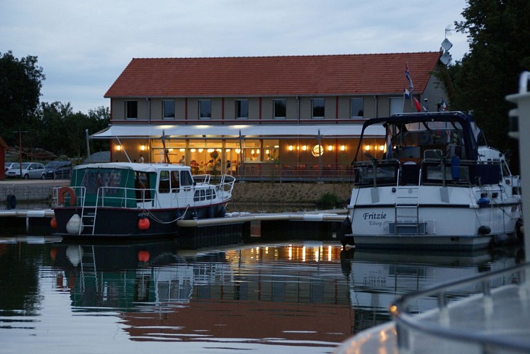 Hôtel du Port de Decize