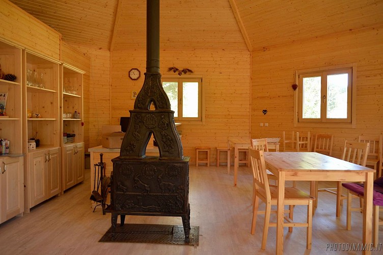 Le Petit Robinson - Salle commune - Champvert