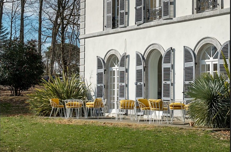 Domaine Mont Riant Montagnon - Jurançon - la terrasse les flaveurs