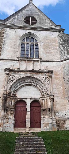 Portail église Neuvy-Sautour