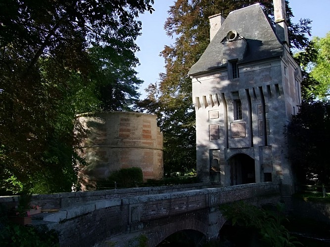Chateau Le Kinnor à Ferveques pres de Lisieux Pont