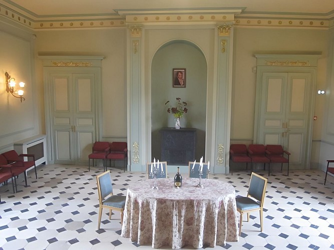 KINNOR-Salon-Chateaubriand