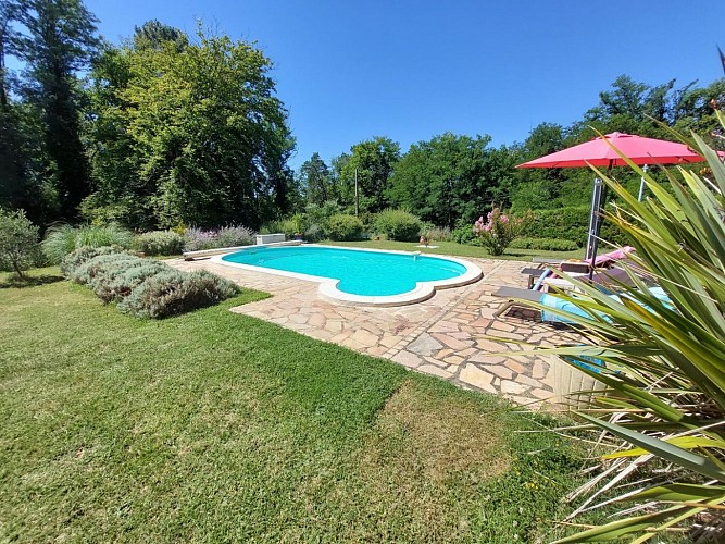 Tranquilou - gite  2 pers - piscine (9) 5