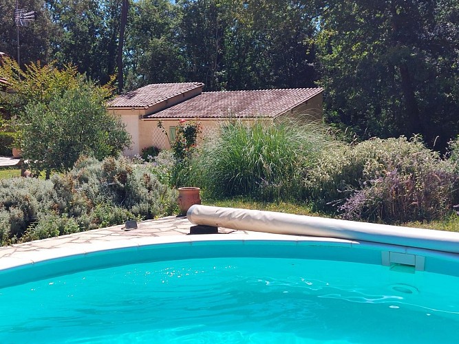 Tranquilou - gite  2 pers - piscine (12)