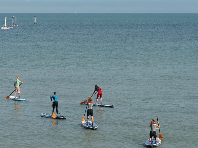 Location de paddle au Pôle Nautique Villers-Blonville