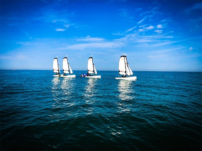 Cours de voile loisirs au Pôle Nautique de Villers Blonville