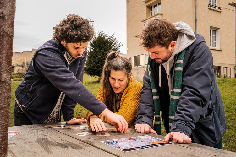 Rallye à remonter le temps : Jeu de piste à la découverte de l'histoire de Caen