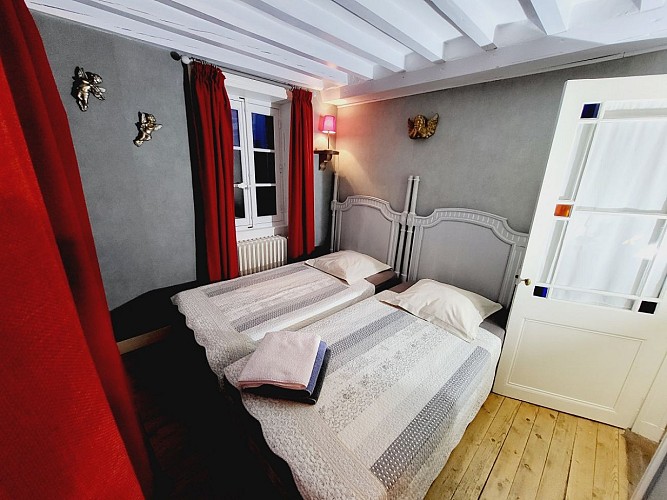 Chambre annexe - lits 90
