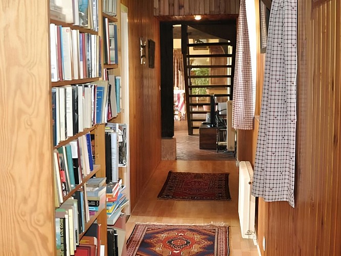 Ferme du Château Gite au Pin Chez Rebecca Whitehead Couloir