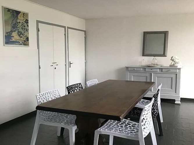 Maison en lisiere de foret gîte à Champ du Boult (1)