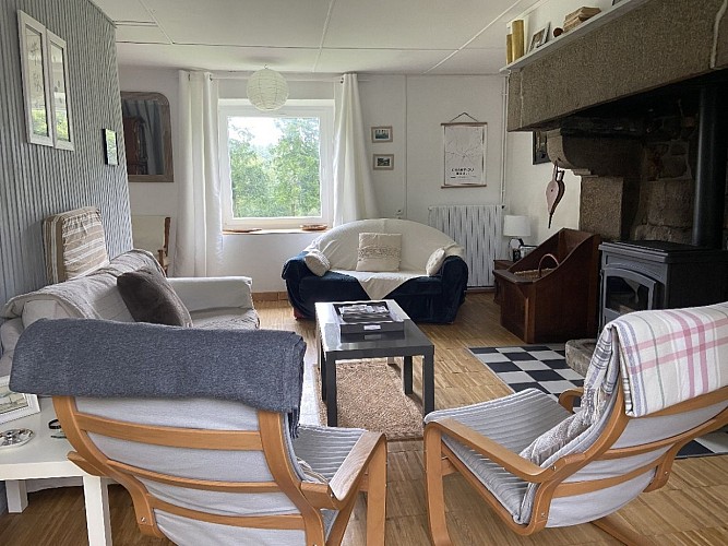 Maison en lisiere de foret gîte à Champ du Boult (5)