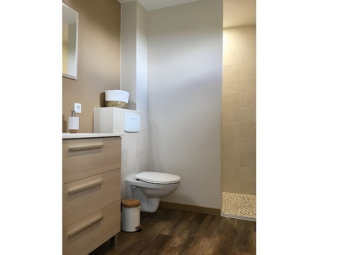 L'Ensoleillée salle de douche