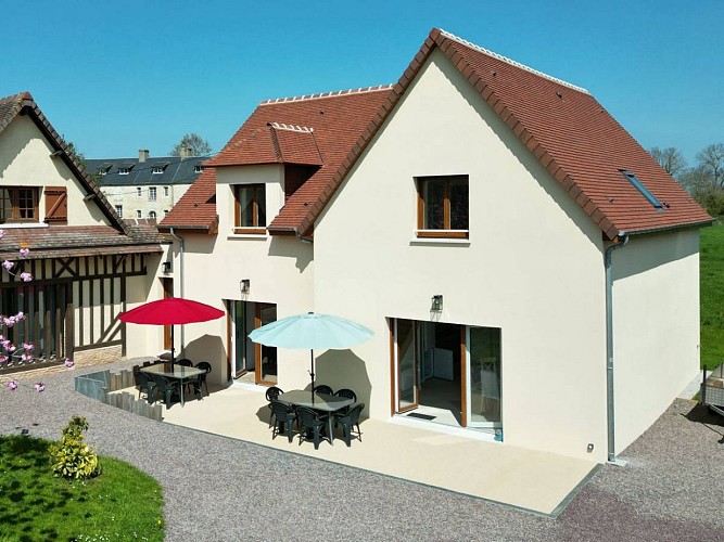 Gîte Balade en campagne - Entre deux chemins à Bréville-les-monts