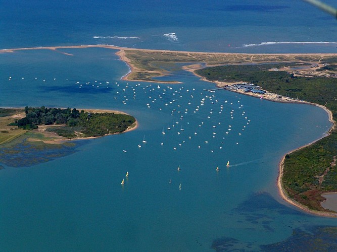 Club Nautique - Port de plaisance de Merville-Franceville-Plage