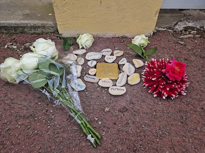 Maurice-Mondhard-pave-de-la-memoire-saint-aubin-septembre-203-credit-athalie-papouin (22)