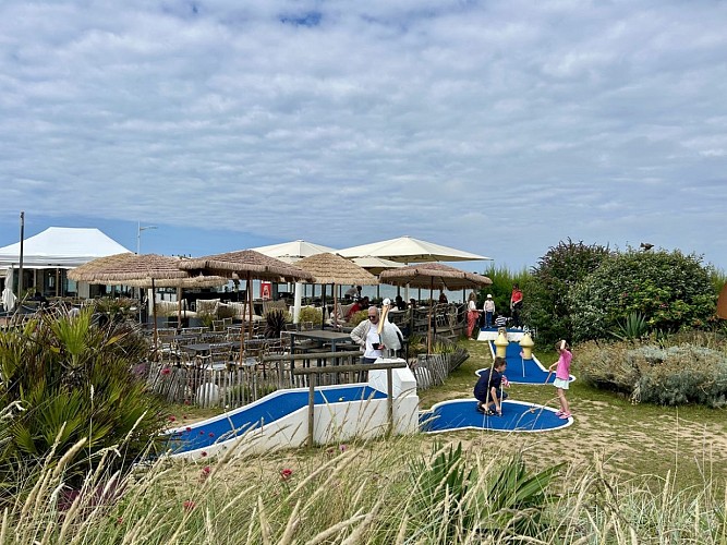 terrasses-mini-golf-luc