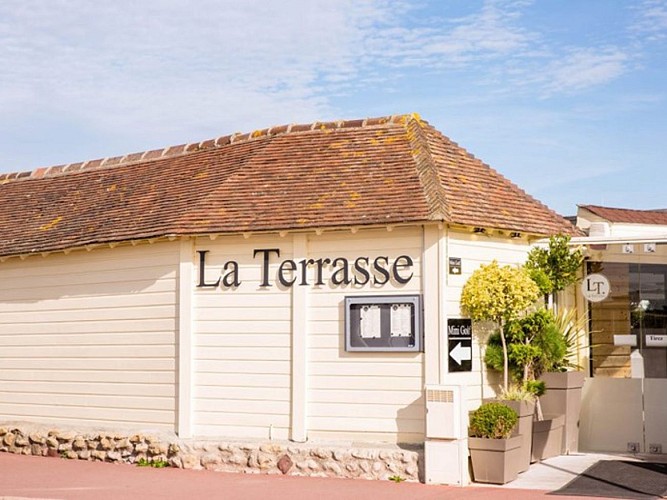 La Terrasse du mini golf