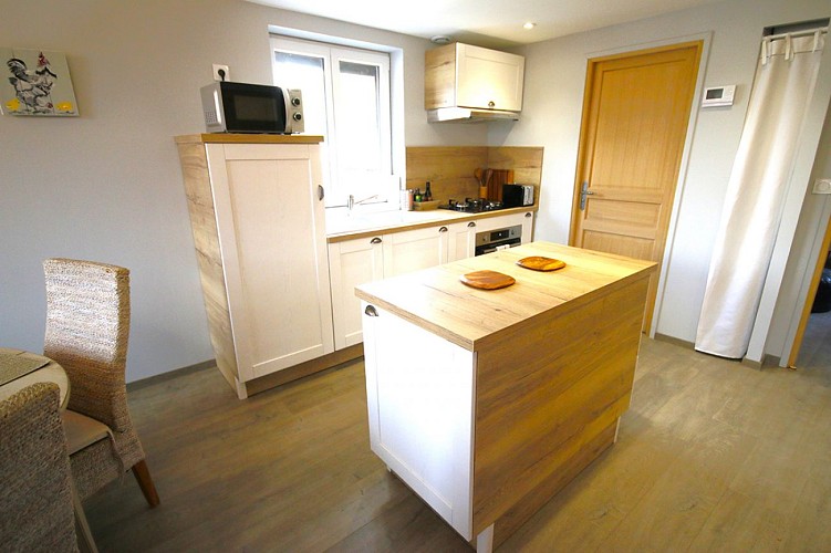 Rive d'auge à Cormeilles_cuisine duplex