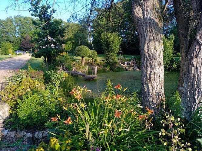 Aire privée de camping-car à la chapelle-bayvel