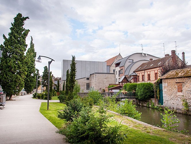 Cité de Louviers © OT Seine Eure - Normandie Photos