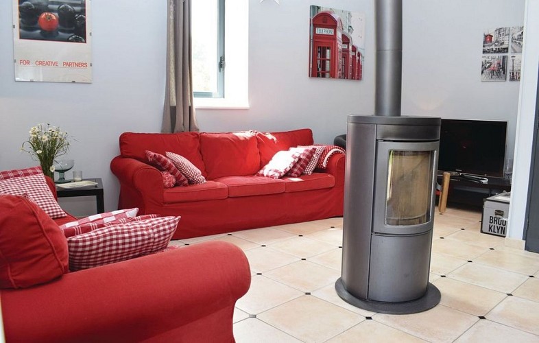 Auxais-meublé-la-chapelle-3