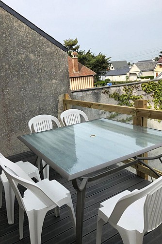 H7054-saint-martin-de-brehal-1