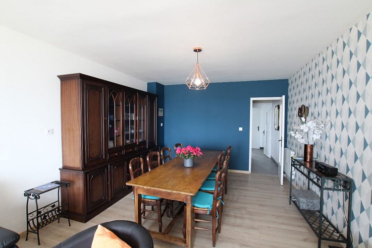 H7054-saint-martin-de-brehal-4