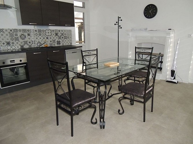 La-Halte-Cycliste-2-Domfront-800