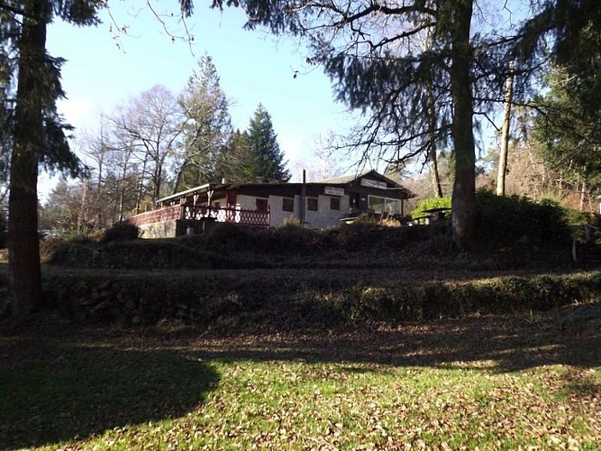 Camping-la-Belle-Arrivee-5-Perrou-800