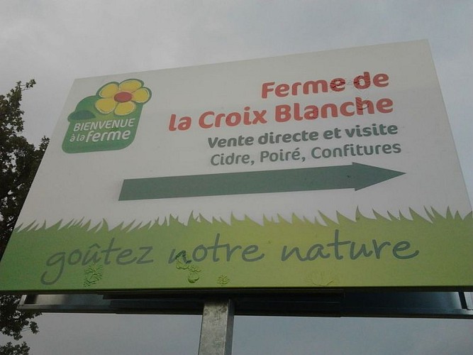 Aire de stationnement de la Croix Blanche