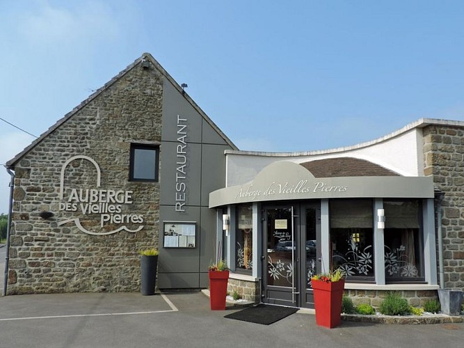 Auberges-des-Vieilles-Pierres-Flers