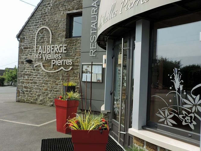 Auberges-des-Vieilles-Pierres-Flers