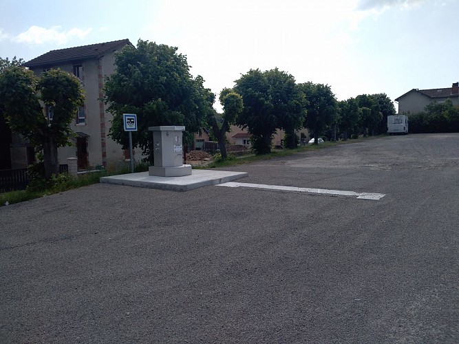 Aire de camping-car Saint-Victurnien