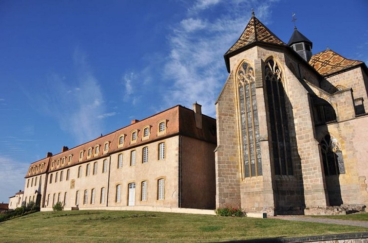 Village de Caractère - Ambierle